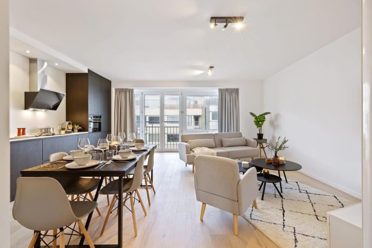 Huswell - Renovated Apartment In The Heart Of Oostende Eksteriør billede
