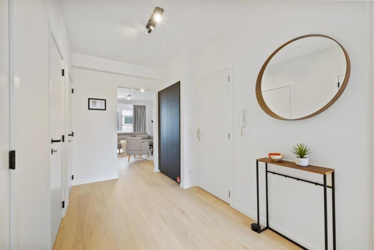 Huswell - Renovated Apartment In The Heart Of Oostende Eksteriør billede