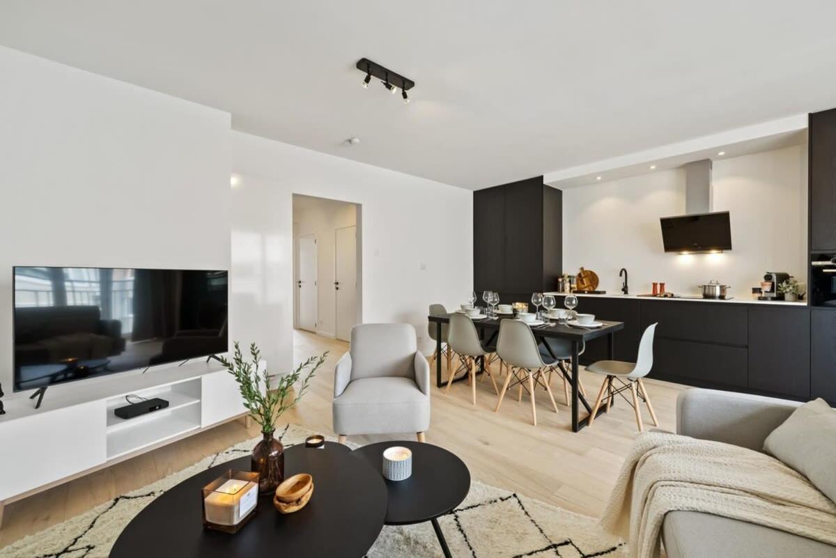 Huswell - Renovated Apartment In The Heart Of Oostende Eksteriør billede