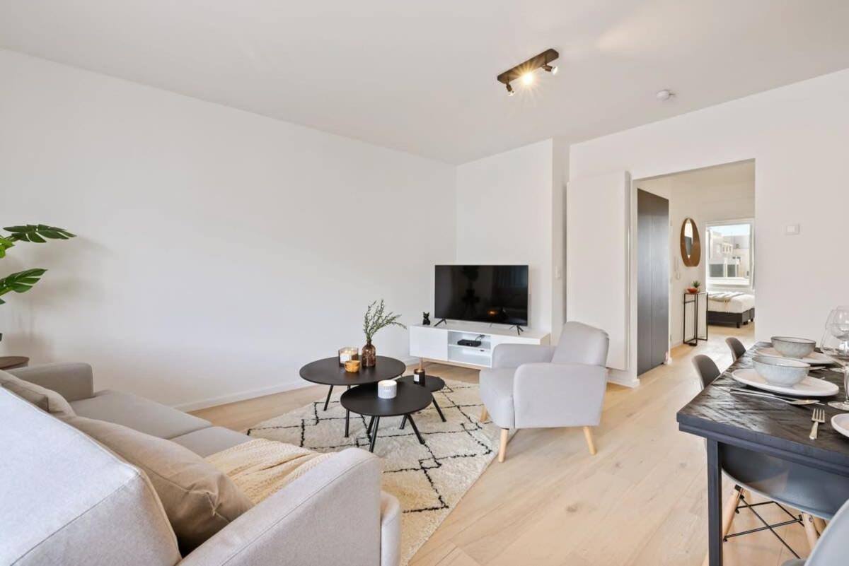 Huswell - Renovated Apartment In The Heart Of Oostende Eksteriør billede