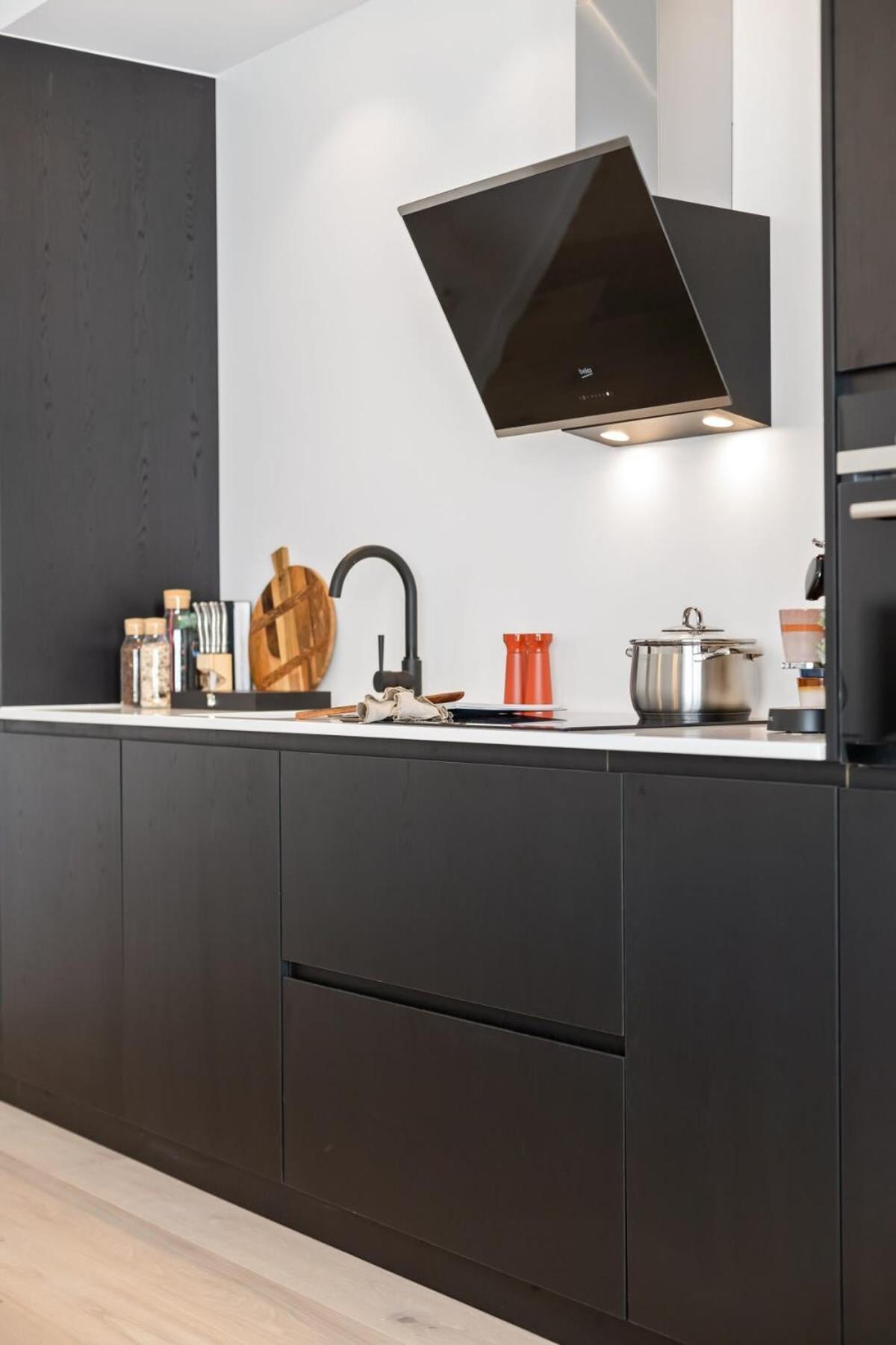 Huswell - Renovated Apartment In The Heart Of Oostende Eksteriør billede